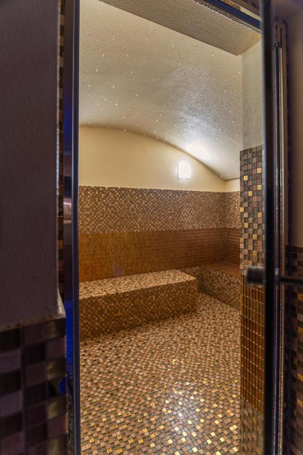 Hotel Stele Di Nora プーラ エクステリア 写真